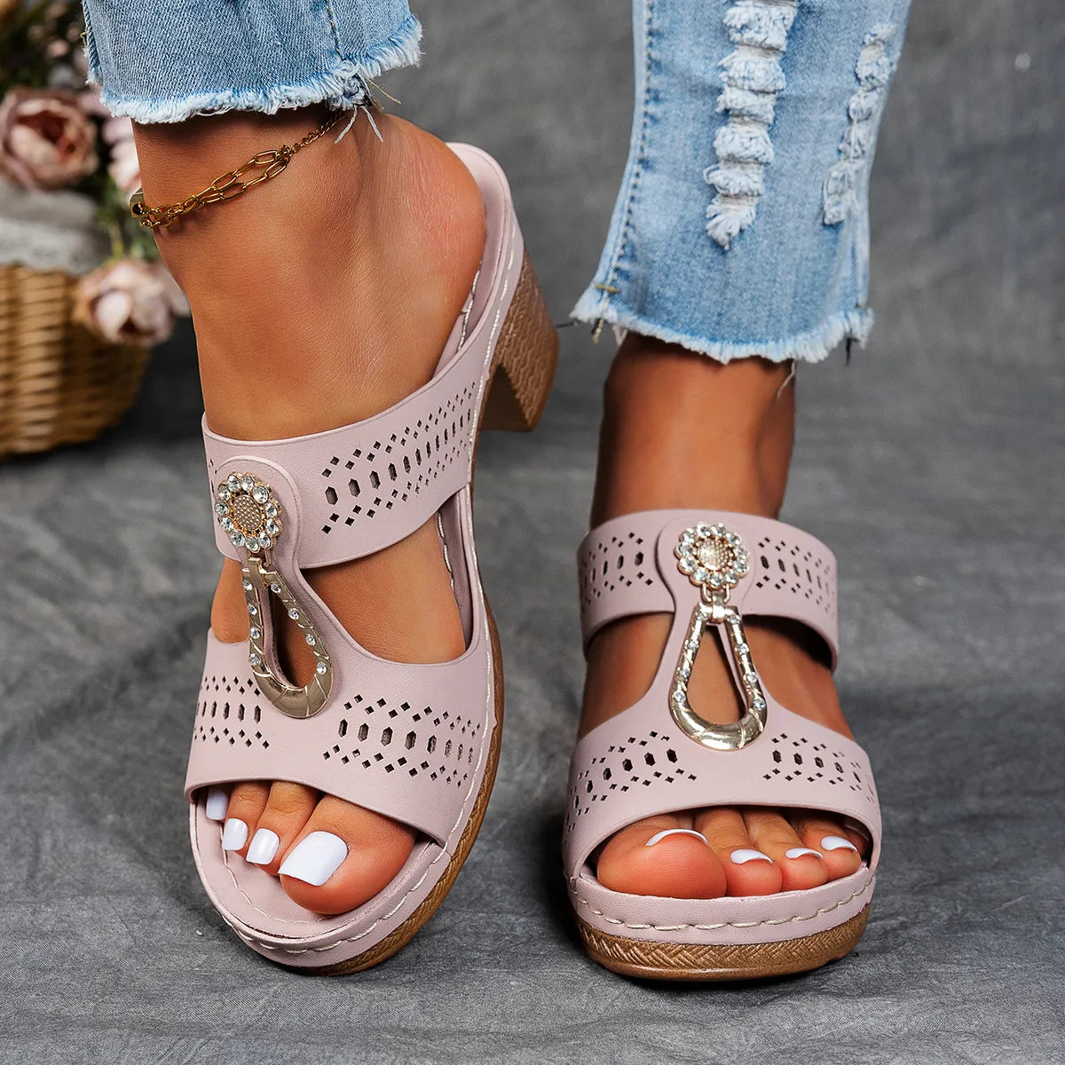 Vera Women's Comfort Flat Sandals