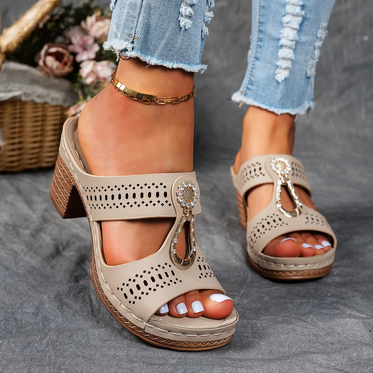 Vera Women's Comfort Flat Sandals