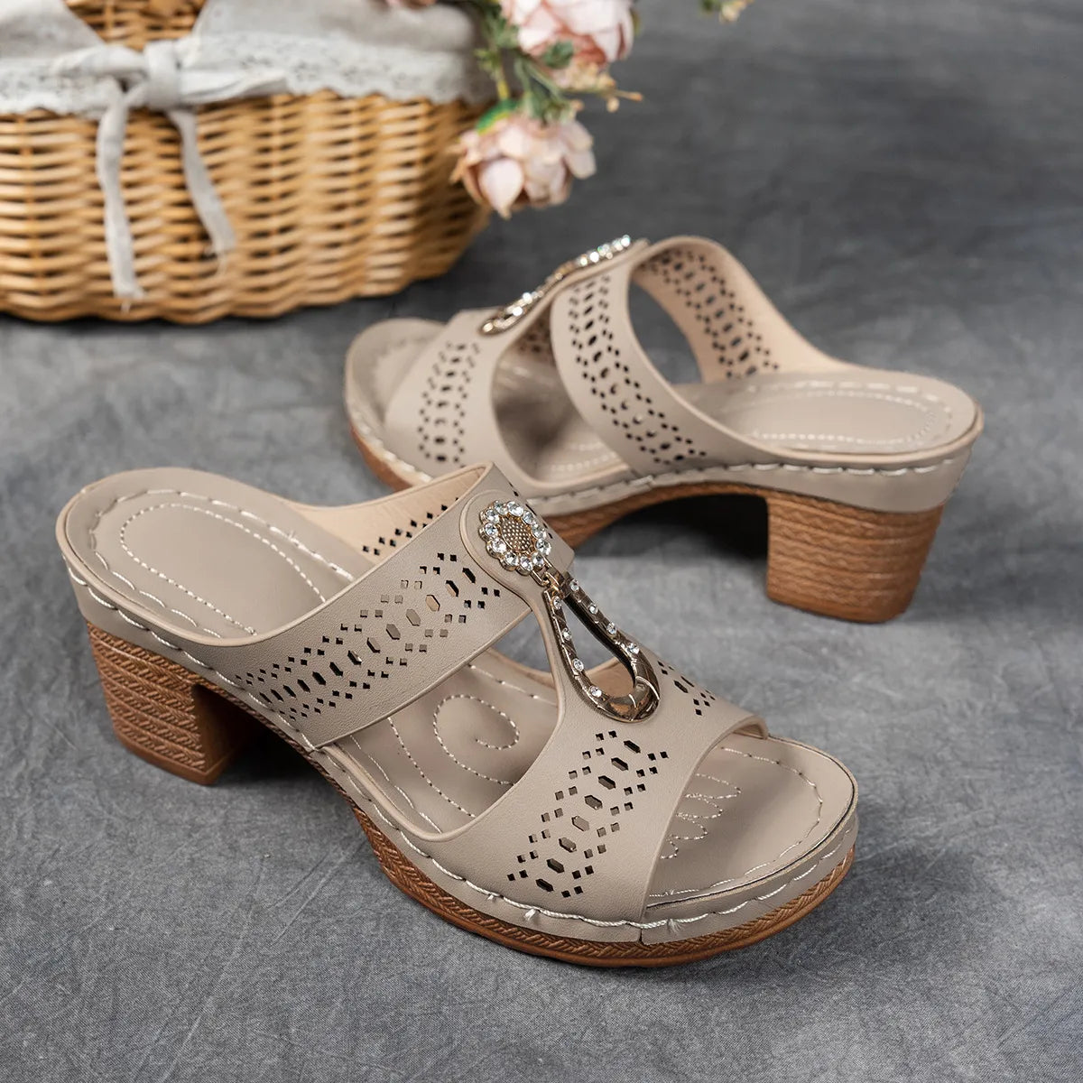 Vera Women's Comfort Flat Sandals