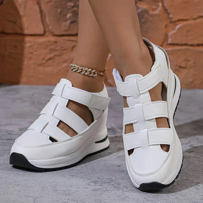 Velésia Women's Orthopedic Sandals