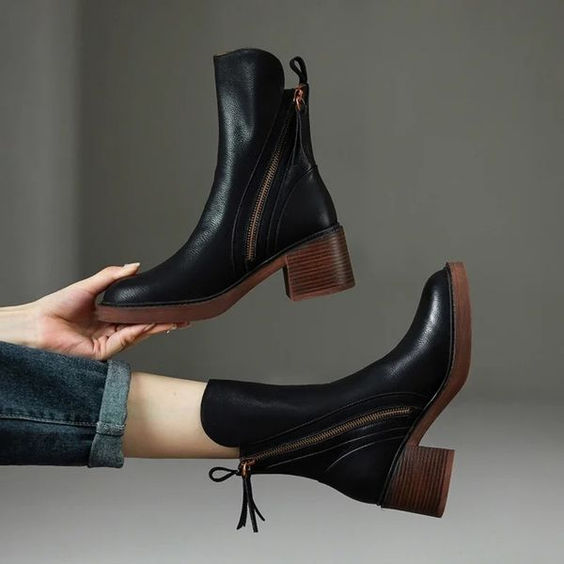 Kimo Women's Leather Ankle Boots